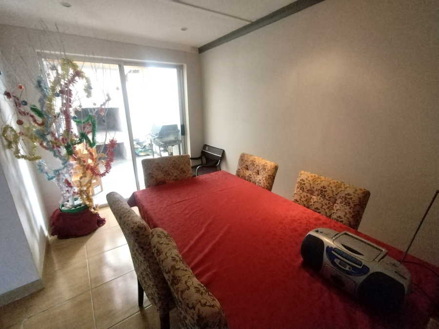 6 Bedroom Property for Sale in Kruisfontein Eastern Cape
